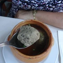 Két Bagoly Étterem Várpalota - Étel/ital