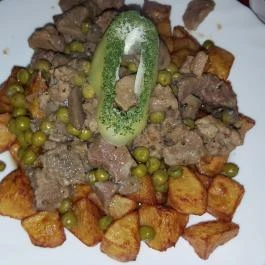 Király Fogadó, Zirc - Vendéglátás