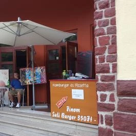 Klub Kávézó és Ételbár Veszprém - Külső kép