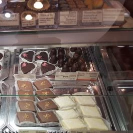 Kopcsik Maricpánia Szamos Édességbolt és Kávézó, Eger - Étel/ital