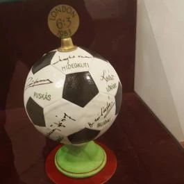 Kopcsik Marzipánia és Harangöntő-Ház, Eger - 