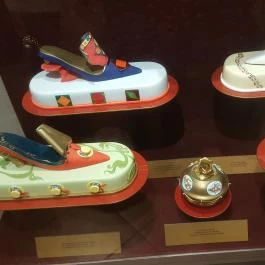 Kopcsik Marzipánia és Harangöntő-Ház, Eger - 