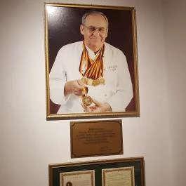 Kopcsik Marzipánia és Harangöntő-Ház, Eger - 