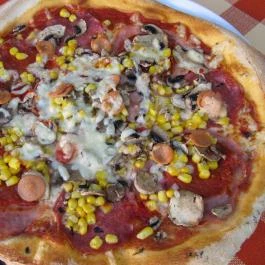 Lucifer Pizzéria Veszprém - Étel/ital