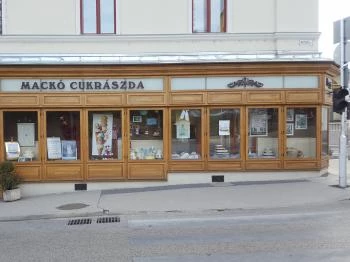 Mackó Cukrászda és Snack Veszprém