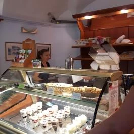 Mackó Cukrászda és Snack Veszprém - Belső