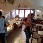 Mackó Cukrászda és Snack Veszprém - Belső