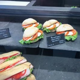 Marché Bistro (Alacska dél) Vecsés - Étel/ital