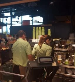 Fresh Corner (Mosonmagyaróvár dél)