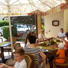 Marietta Pizzéria, Étterem és Kávézó Zirc - Egyéb