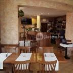 Marietta Pizzéria, Étterem és Kávézó Zirc - Belső