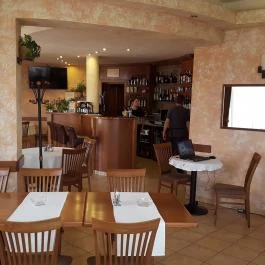 Marietta Pizzéria, Étterem és Kávézó Zirc - Belső