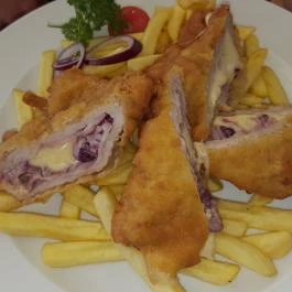 Marietta Pizzéria, Étterem és Kávézó Zirc - Étel/ital