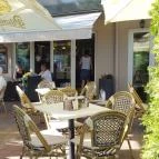 Relax Apartmanház Hévíz - Medence/kert