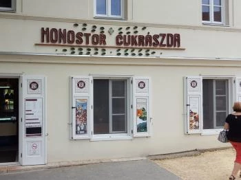 Monostor Cukrászda Zirc