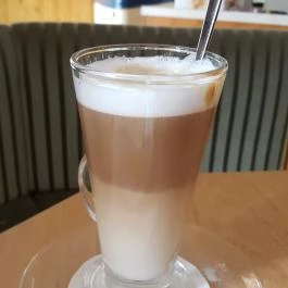 Monostor Cukrászda, Zirc - Étel/ital