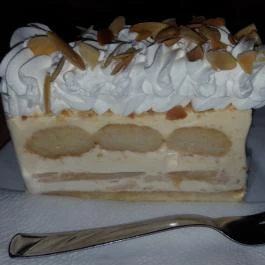 Monostor Cukrászda, Zirc - Étel/ital