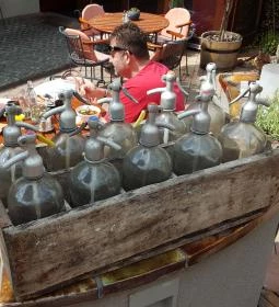 Oliva Hotel és Étterem