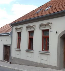 Oliva Hotel és Étterem