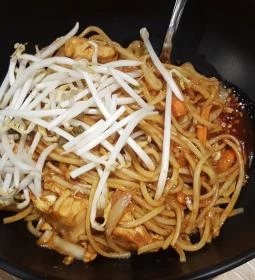 Padthai Wokbar - Mammut