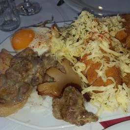 Patkó Vendéglő & Pizzéria Zirc - Étel/ital