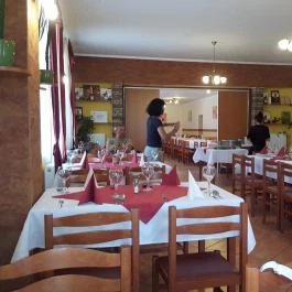 Patkó Vendéglő & Pizzéria Zirc - Belső