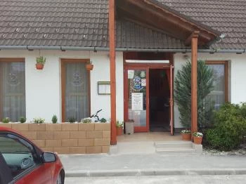 Pepe Cukrászda Zirc