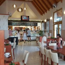 Pepe Cukrászda Zirc - Belső