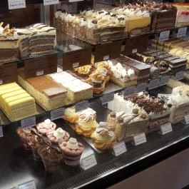 Pepe Cukrászda Zirc - Étel/ital