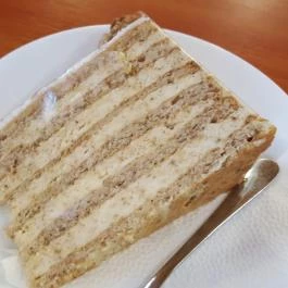 Pepe Cukrászda Zirc - Étel/ital