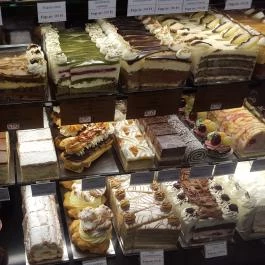 Pepe Cukrászda Zirc - Étel/ital