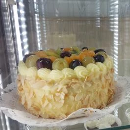 Pepe Cukrászda Zirc - Étel/ital