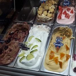 Pepe Cukrászda Zirc - Étel/ital