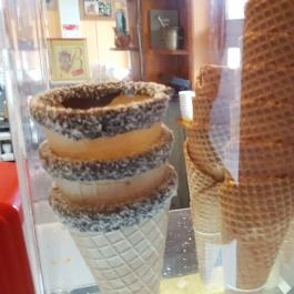 Pepe Cukrászda Zirc - Étel/ital