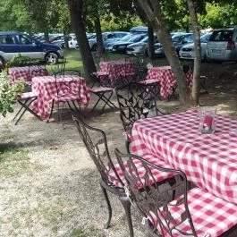 Pizza Garden, Csopak - Külső kép