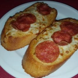 Pizza Hut - Arena Mall Budapest - Étel/ital