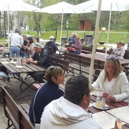 Platán Panzió étterme Dobogókő - Külső kép