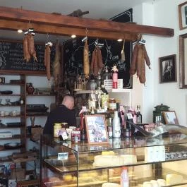 Pörc - Bisztró & Delikát, Balatonkenese - Belső