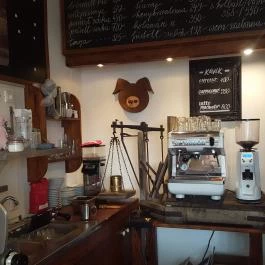 Pörc - Bisztró & Delikát, Balatonkenese - Belső