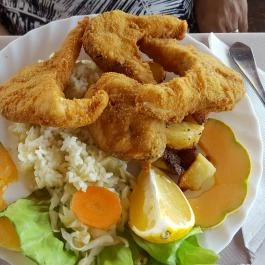 Révkapu Vendéglő, Mohács - Étel/ital