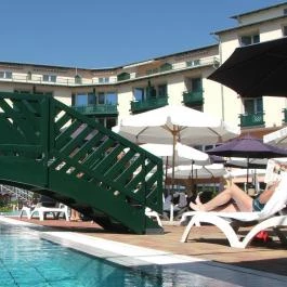 Lotus Therme Hotel & Spa Hévíz - Medence/kert