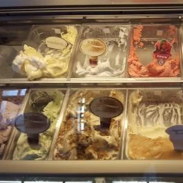 Schőnig Cukrászda Veszprém - Étel/ital