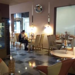 Smaragd Cafe Shop - MenDan Magic Spa & Wellness Hotel, Zalakaros - Belső