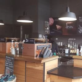 Starbucks - Arena Mall, Budapest - Belső