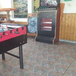 Stop Söröző Csopak - Belső