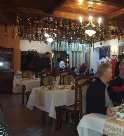 Szárcsa Hotel étterme