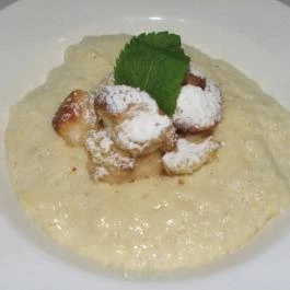 Szidónia Kastélyszálloda Röjtökmuzsaj - Vendéglátás