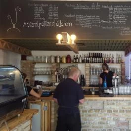 Szomszéd Kertje Csopak - Belső