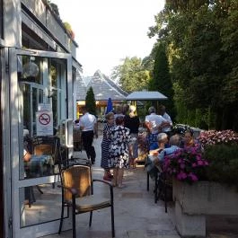 Tavirózsa Étterem Hévíz - Külső kép