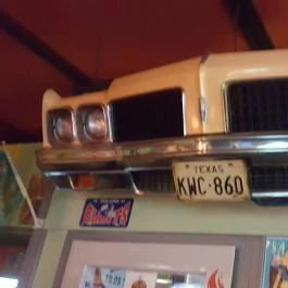 V8 Vendéglő, Cece - Belső